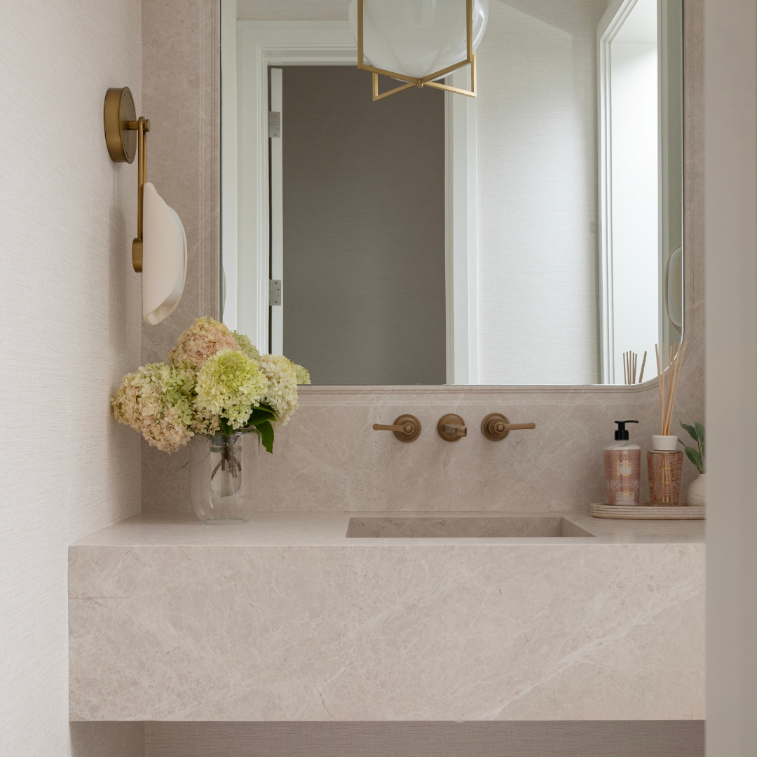 Double Take Vase - Clear Seeded