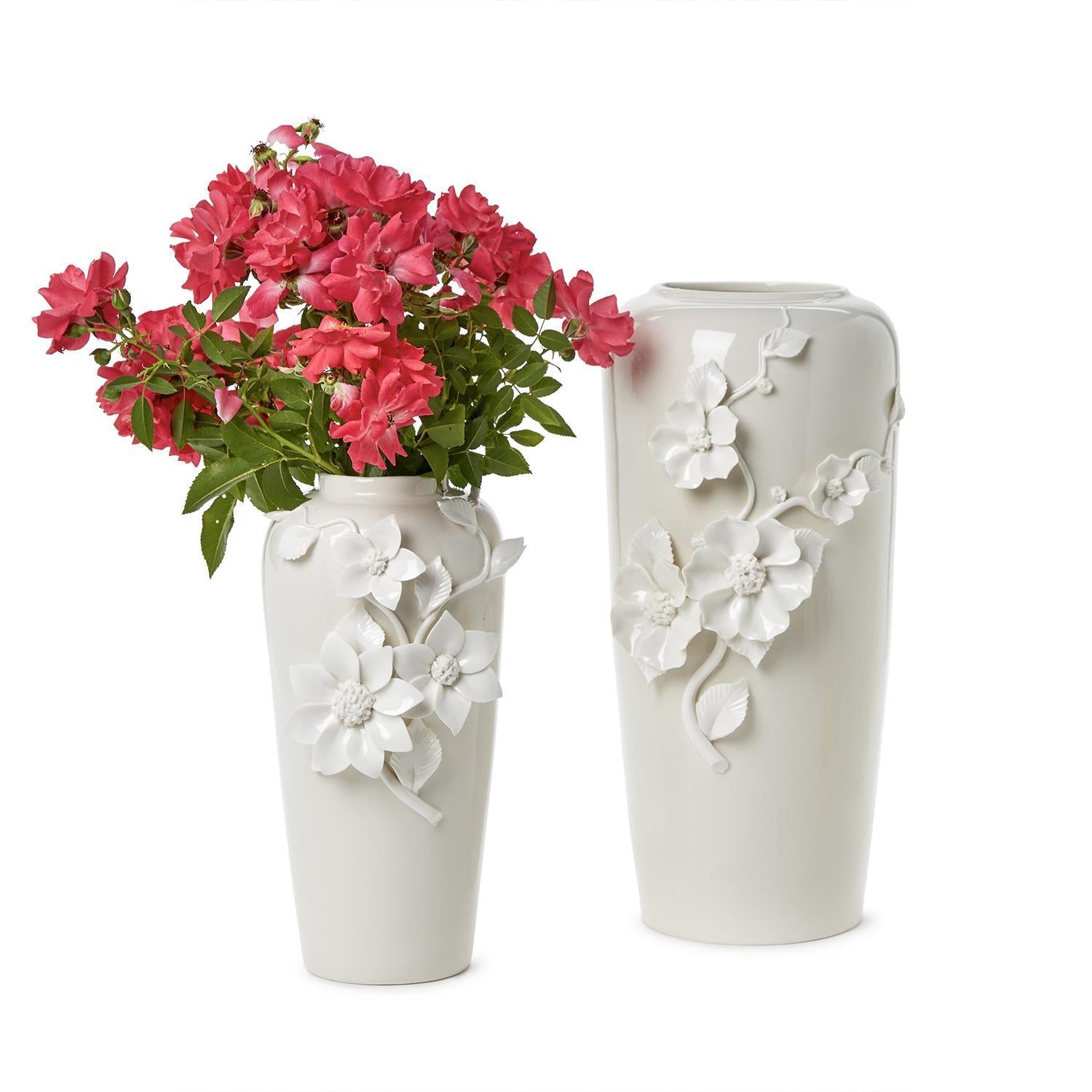 Set of 2 Vases with 3-D Sculpted Flowers