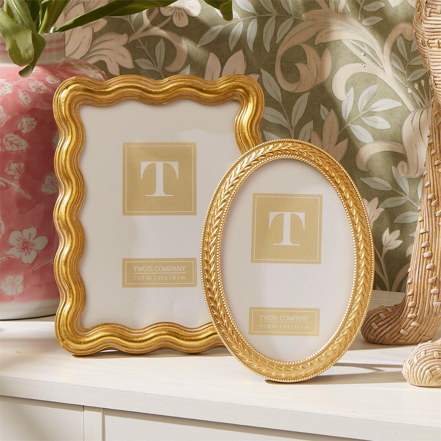 Set Of 2 Laurel Wreath Gold Oval Photo Frame