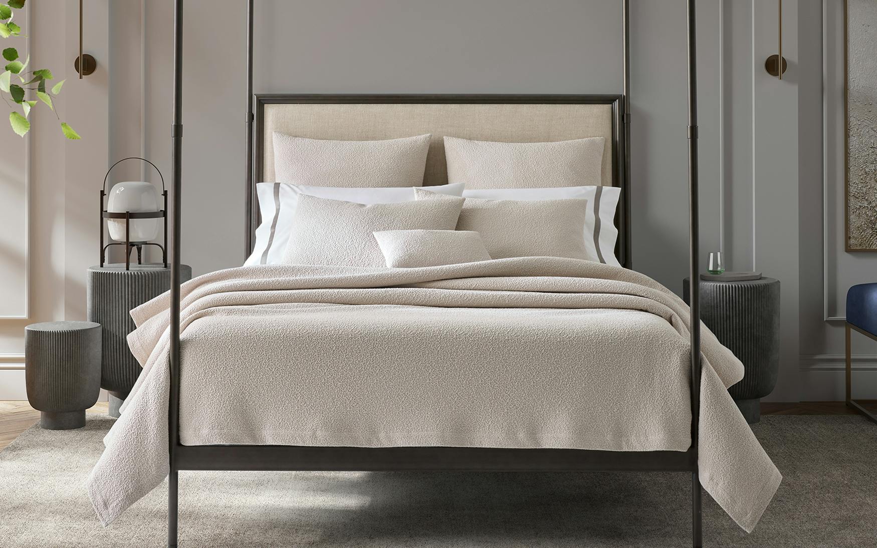 Matouk Malibu Coverlet