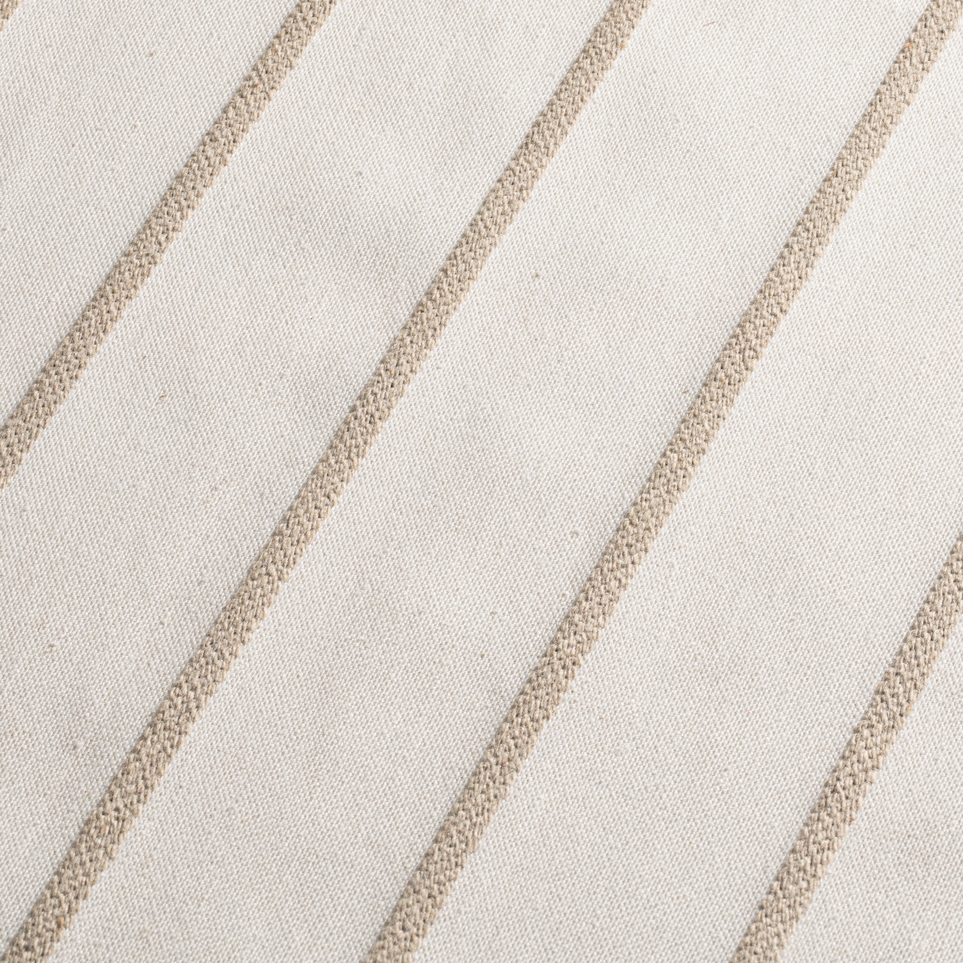 DH Striped Darwinia Tablecloth