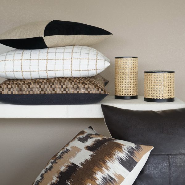 Nila Max Lumbar Pillow