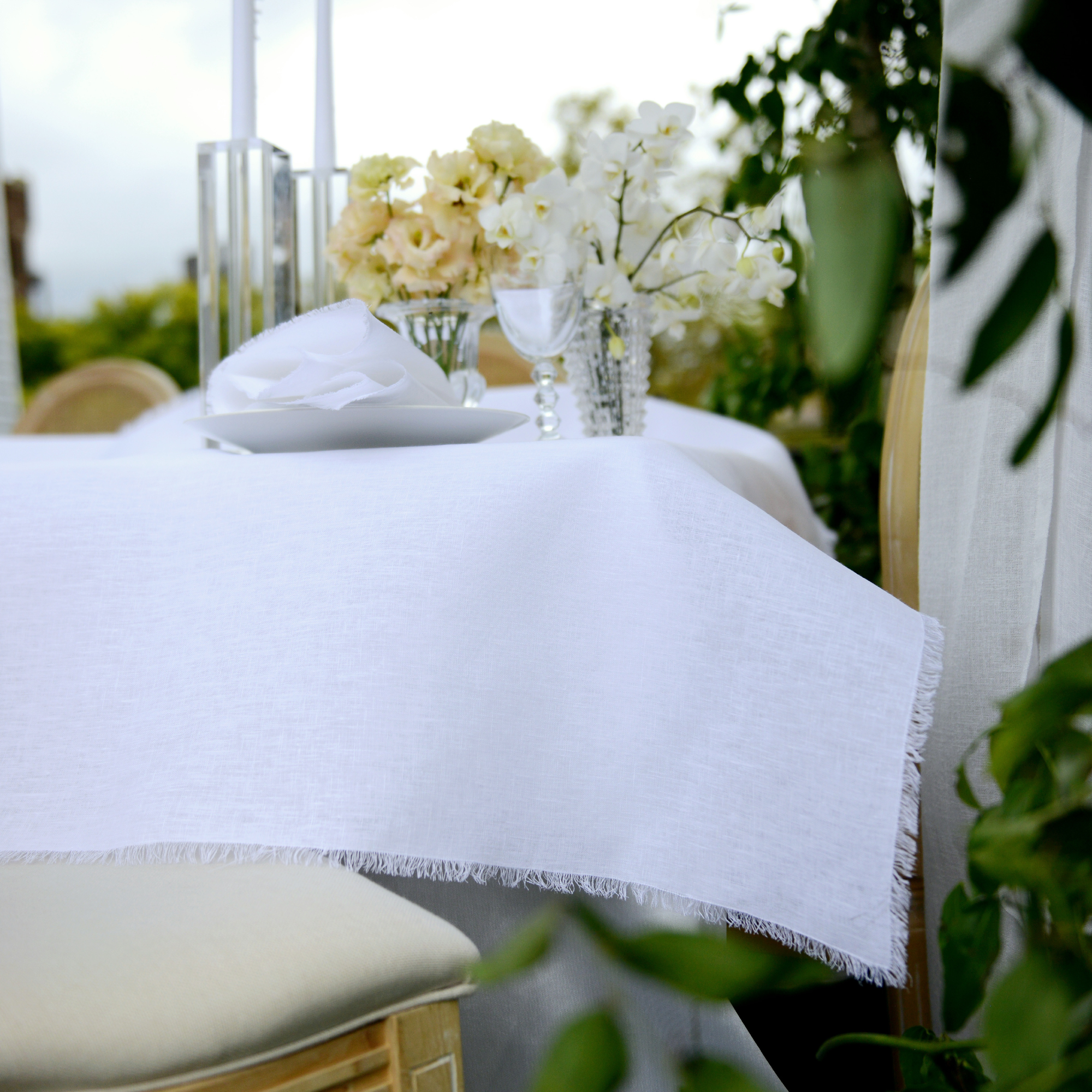Single Frayed Edge Tablecloth