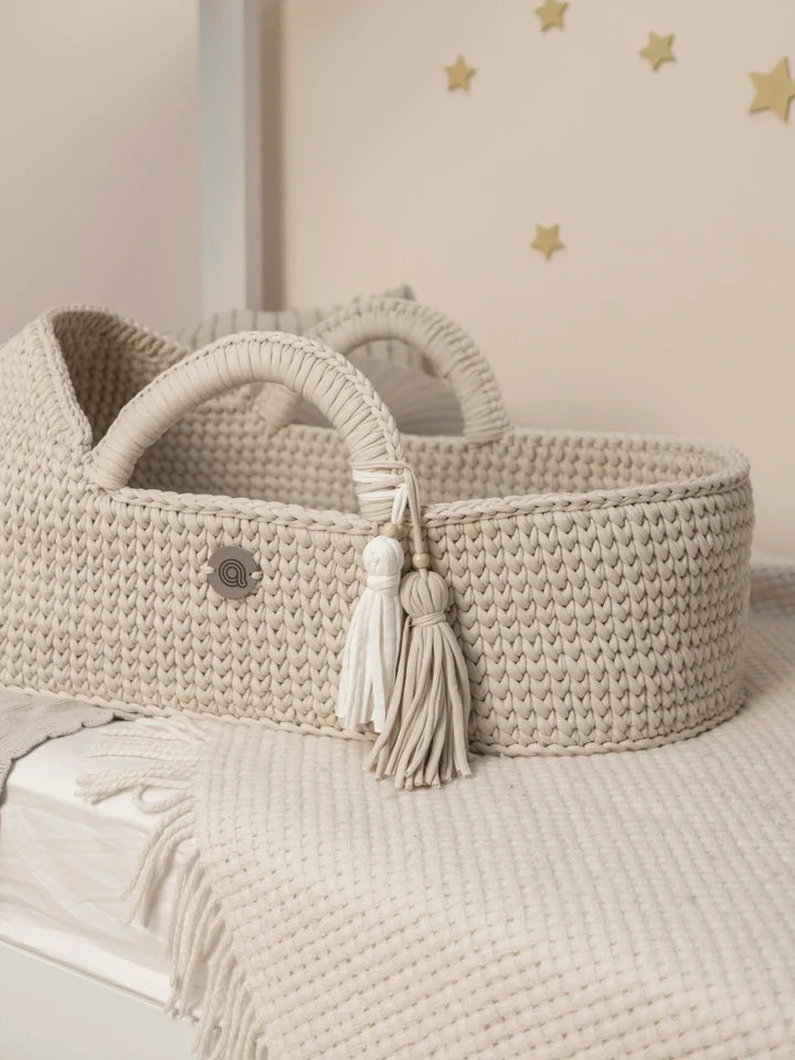 Baby Moses Basket with Round Hood - Standard