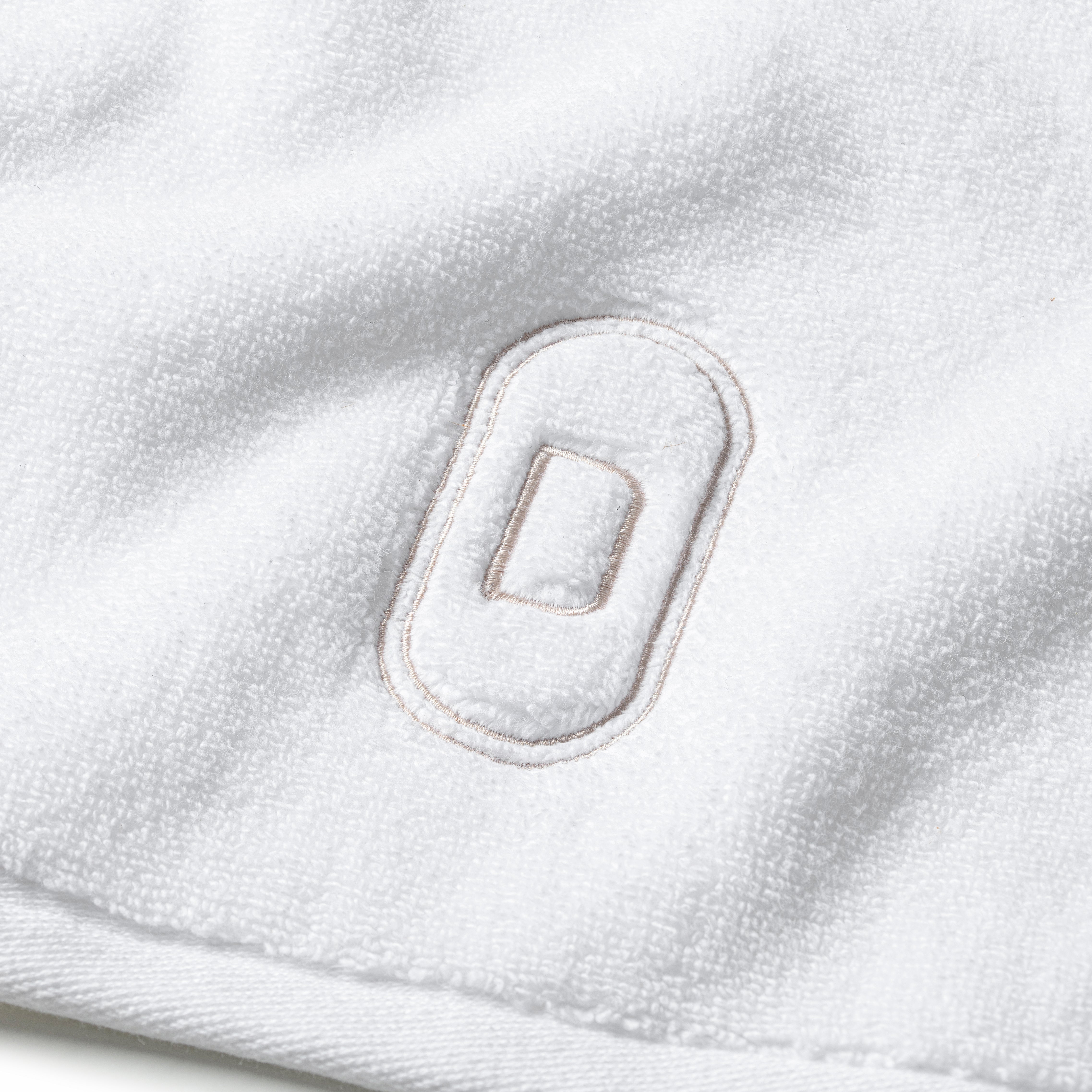 DH Oval Monogram Embroidered Fingertip Towel