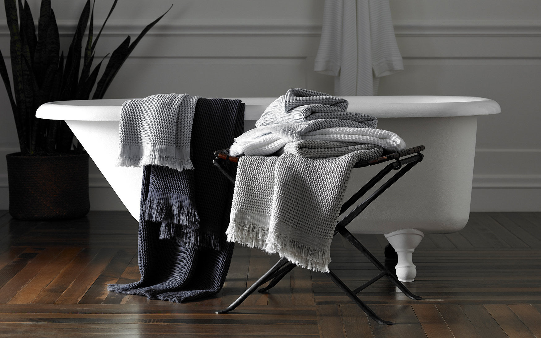Matouk Kiran Towel